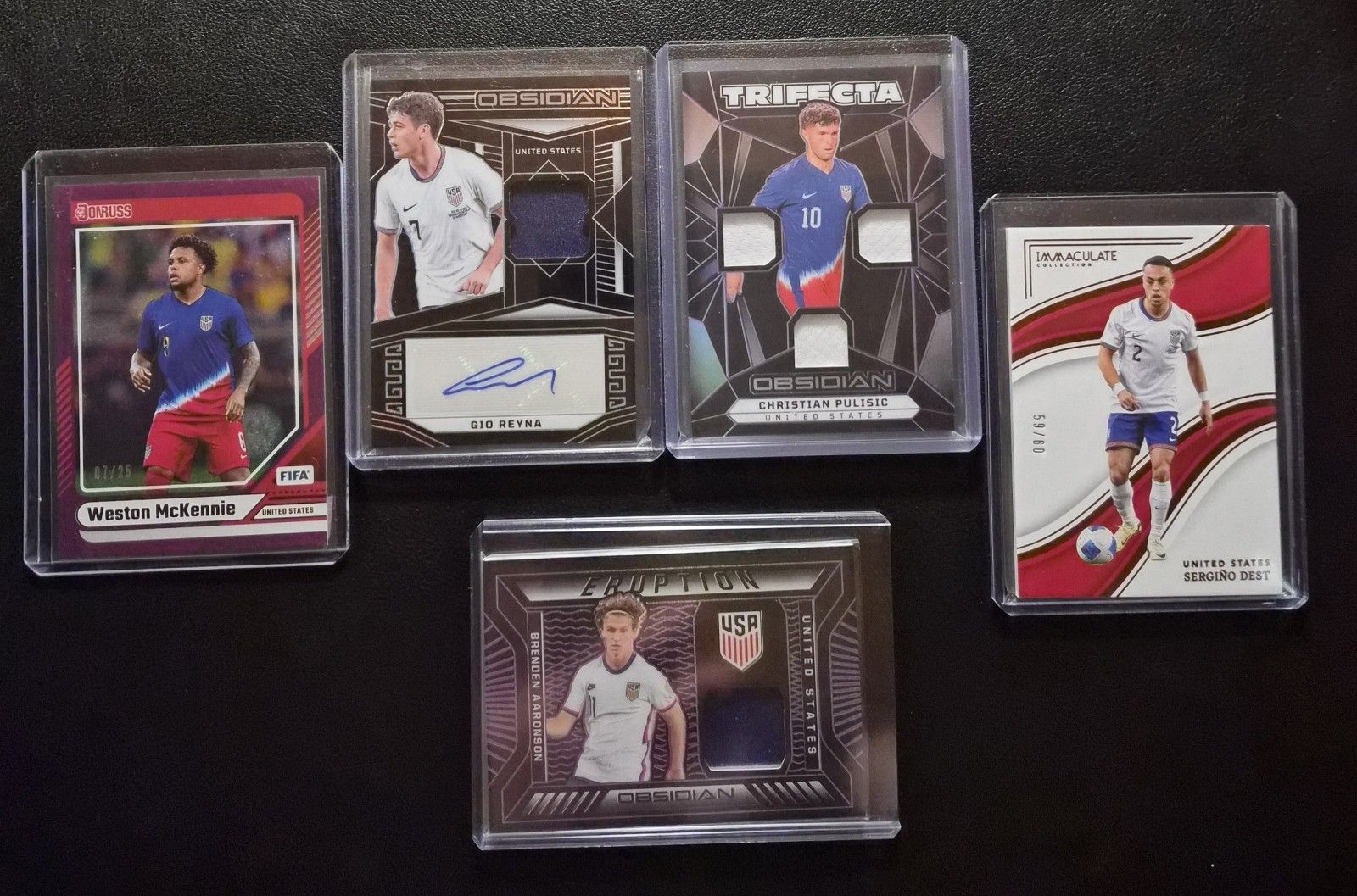 U.S. Soccer 5 Cards- AUTO PATCH NUMBERED – Pulisic Reyna McKennie Dest Aaronson
