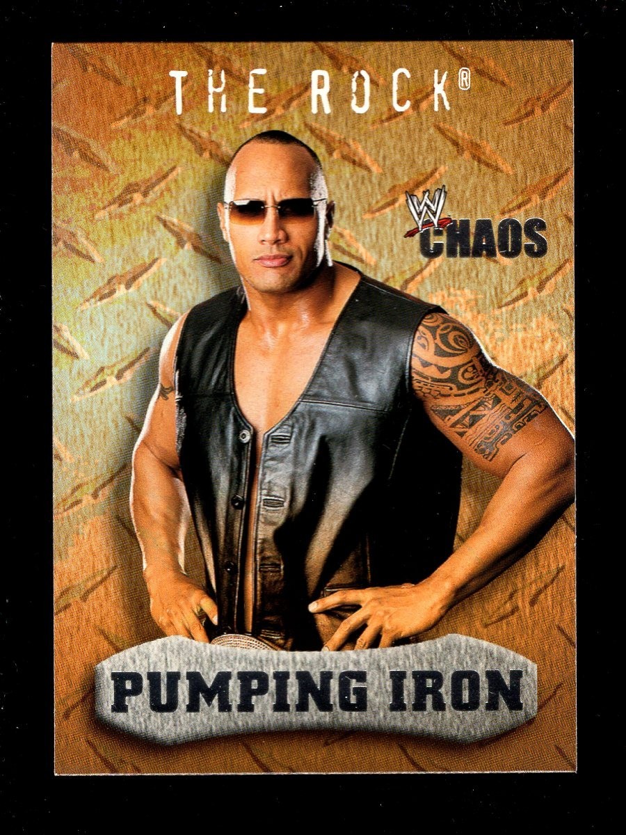 2004 FLEER WWE CHAOS PUMPING IRON #94 THE ROCK DWAYNE JOHNSON