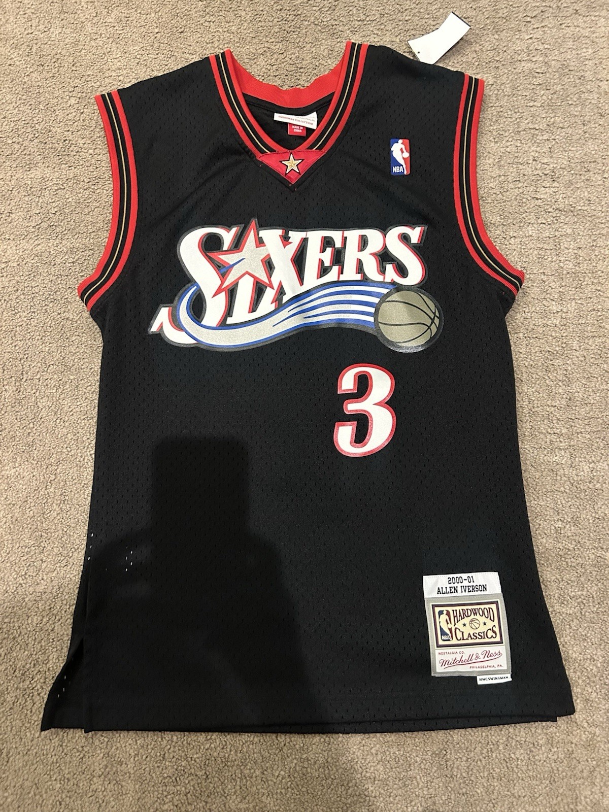 Mitchell & Ness Allen Iverson Philadelphia 76ers Jersey Size Small