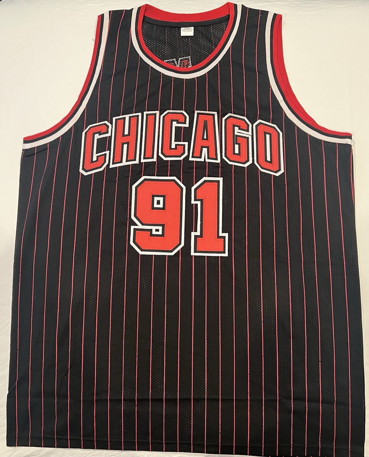 Dennis Rodman Chicago Bulls #91 Signed Basketball Jersey (BAS Auth.)