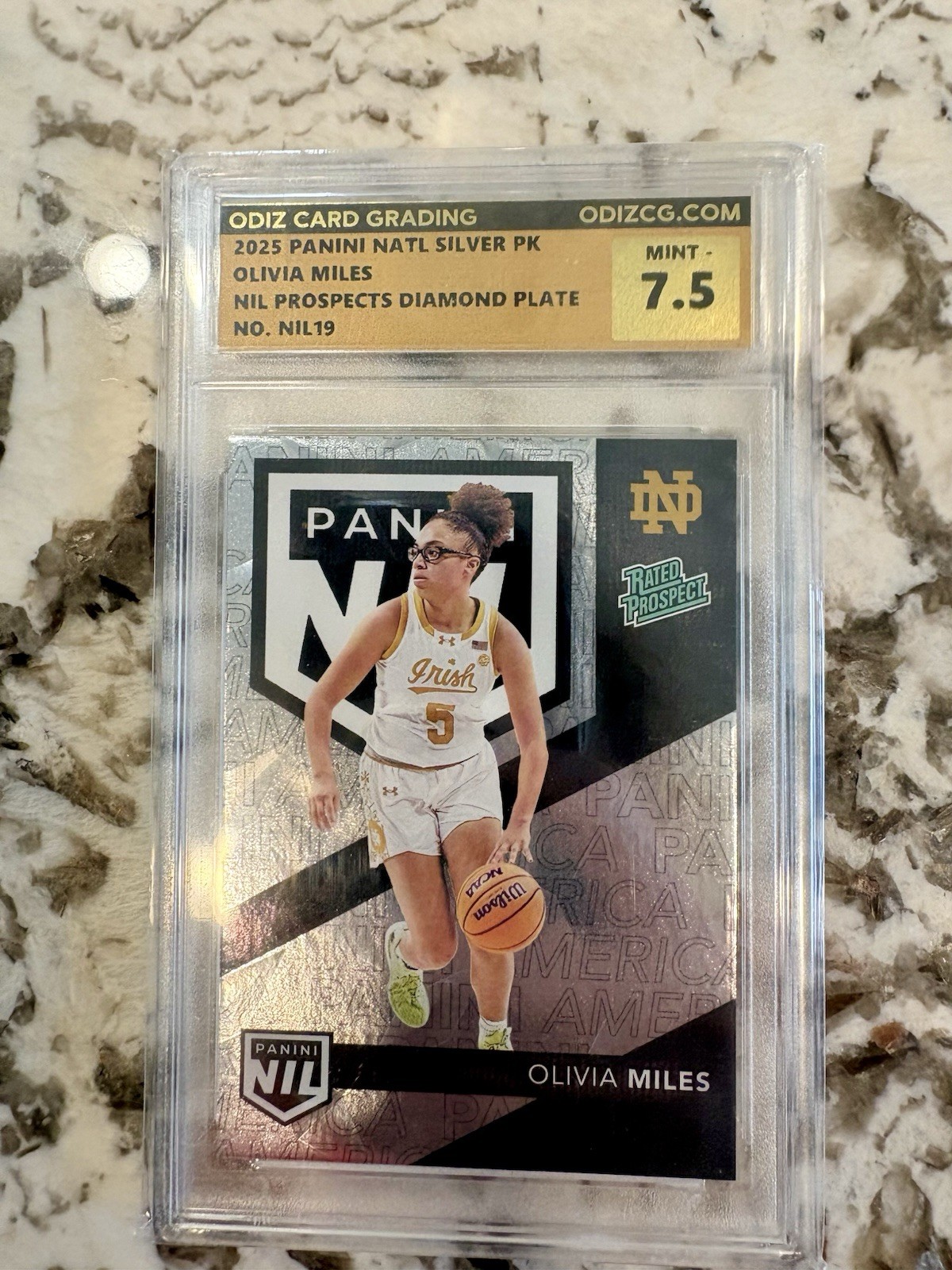 2025 Panini National Convention – Nil Rated Prospect Olivia Miles #NIL19