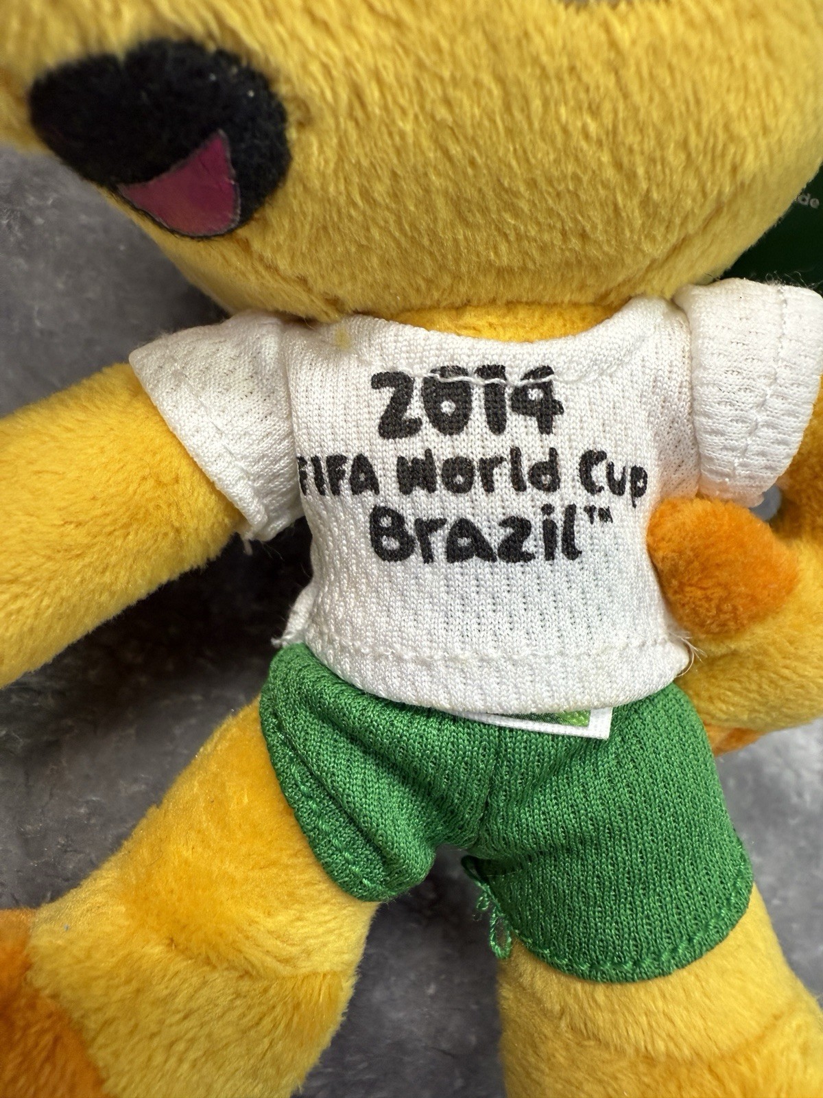 AUTHENTIC 2014 FIFA WORLD CUP BRAZIL 🇧🇷 MASCOT Plush/Toy Fuleco NWT
