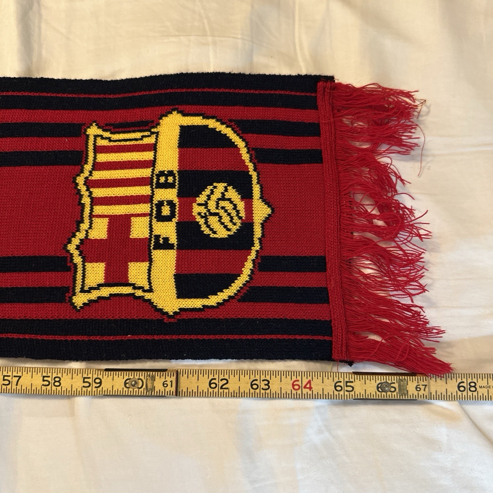 FC Barcelona Scarf Soccer Football Acrylic Knit Fringe Red Blue Yellow 7.5x 67
