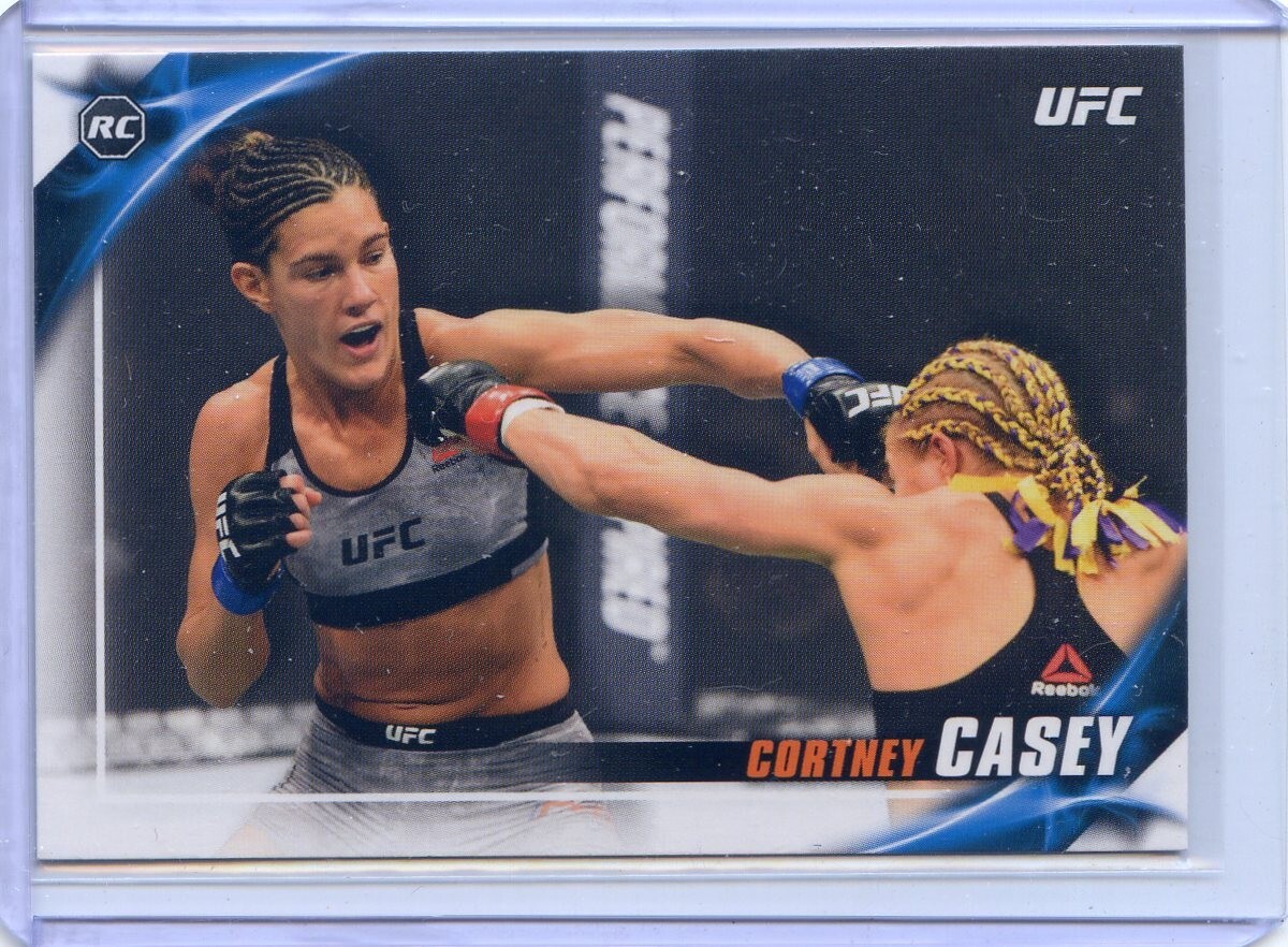2019 Topps UFC Knockout MMA # 22 Cortney Casey – Strawweight RC