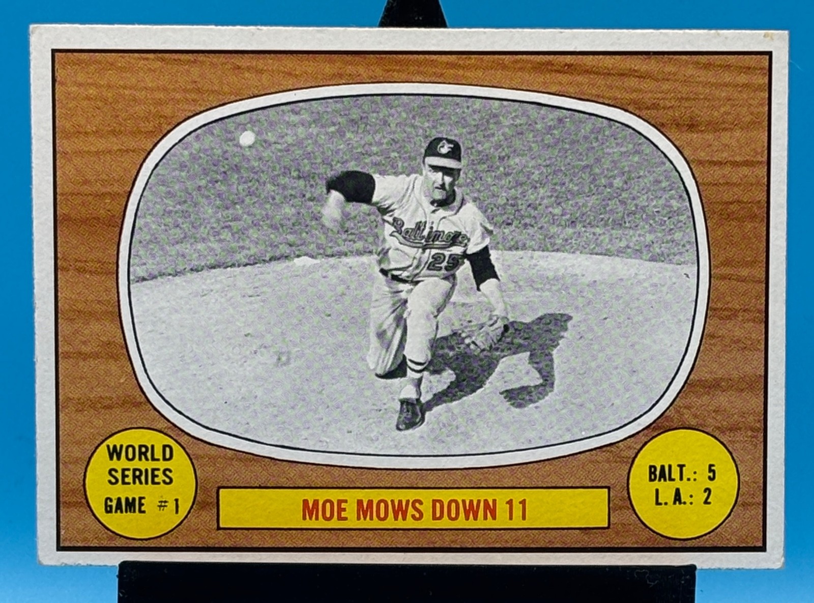 1967 Topps Moe Mows Down 11 #151 (stain)