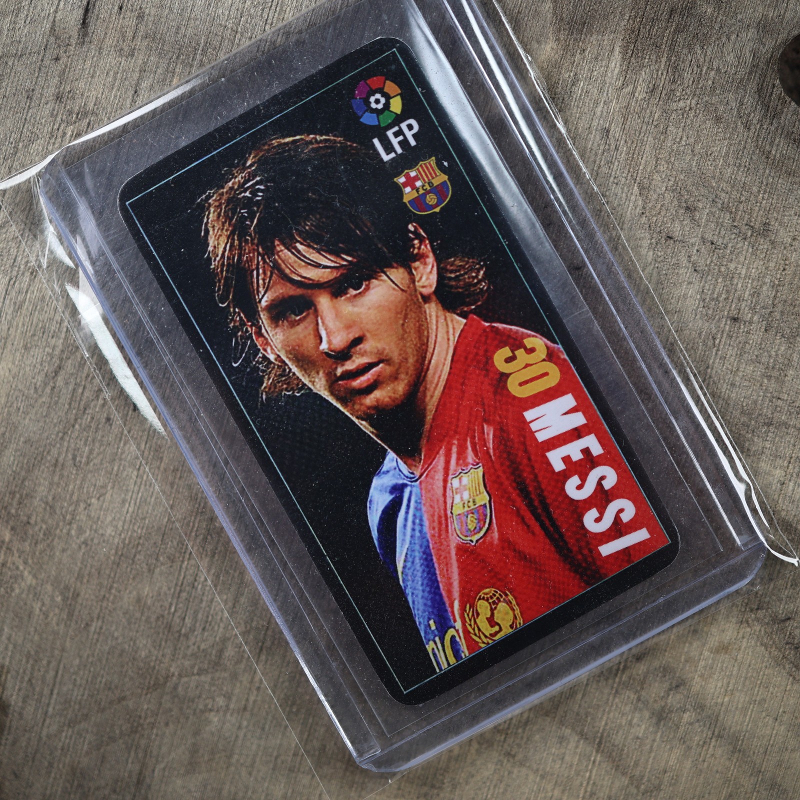 2004 Lionel Messi #30 LFP Italian Promo Mini Card Campiones Barcelona Black