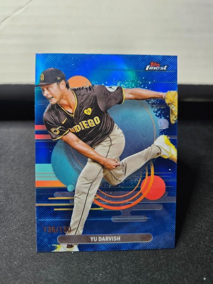 2025 Topps Finest Yu Darvish /150 Blue Refractor Uncommon #157 San Diego Padres