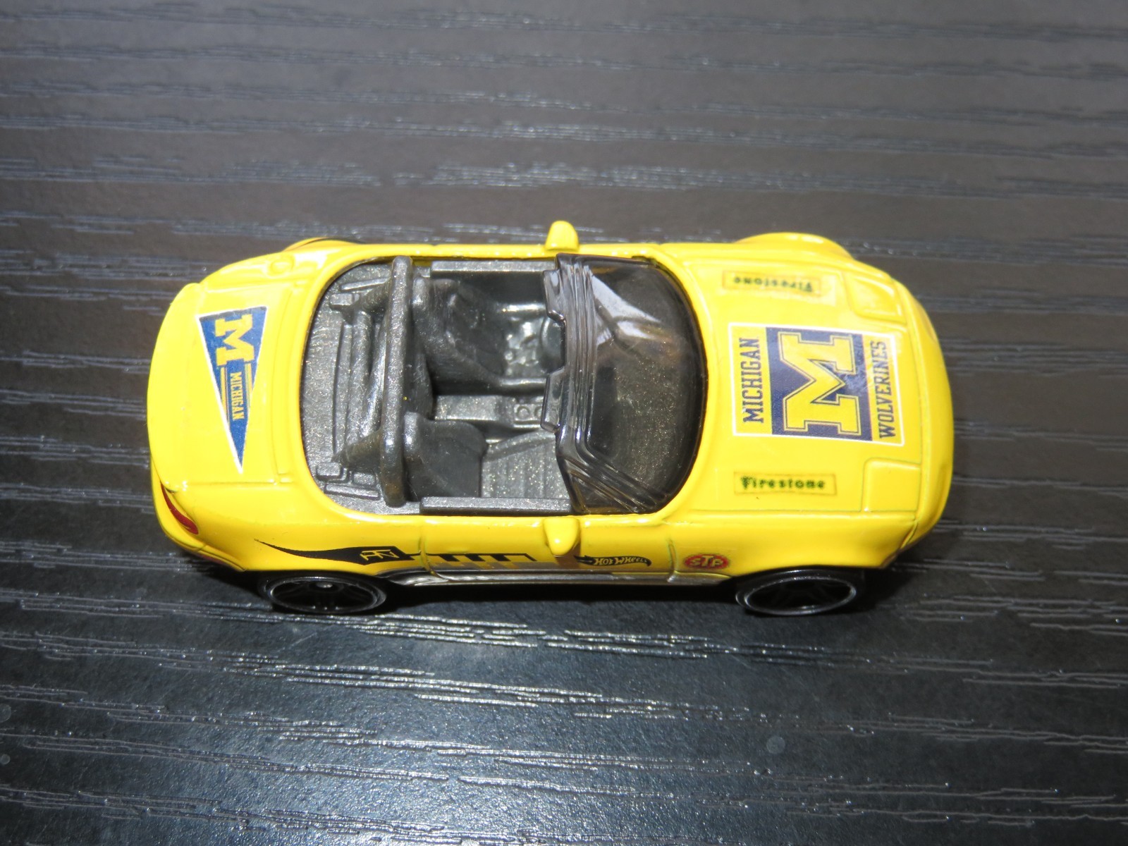 Hot Wheels – Matchbox with MICHIGAN WOLVERINES Decals One-Of-A-Kind