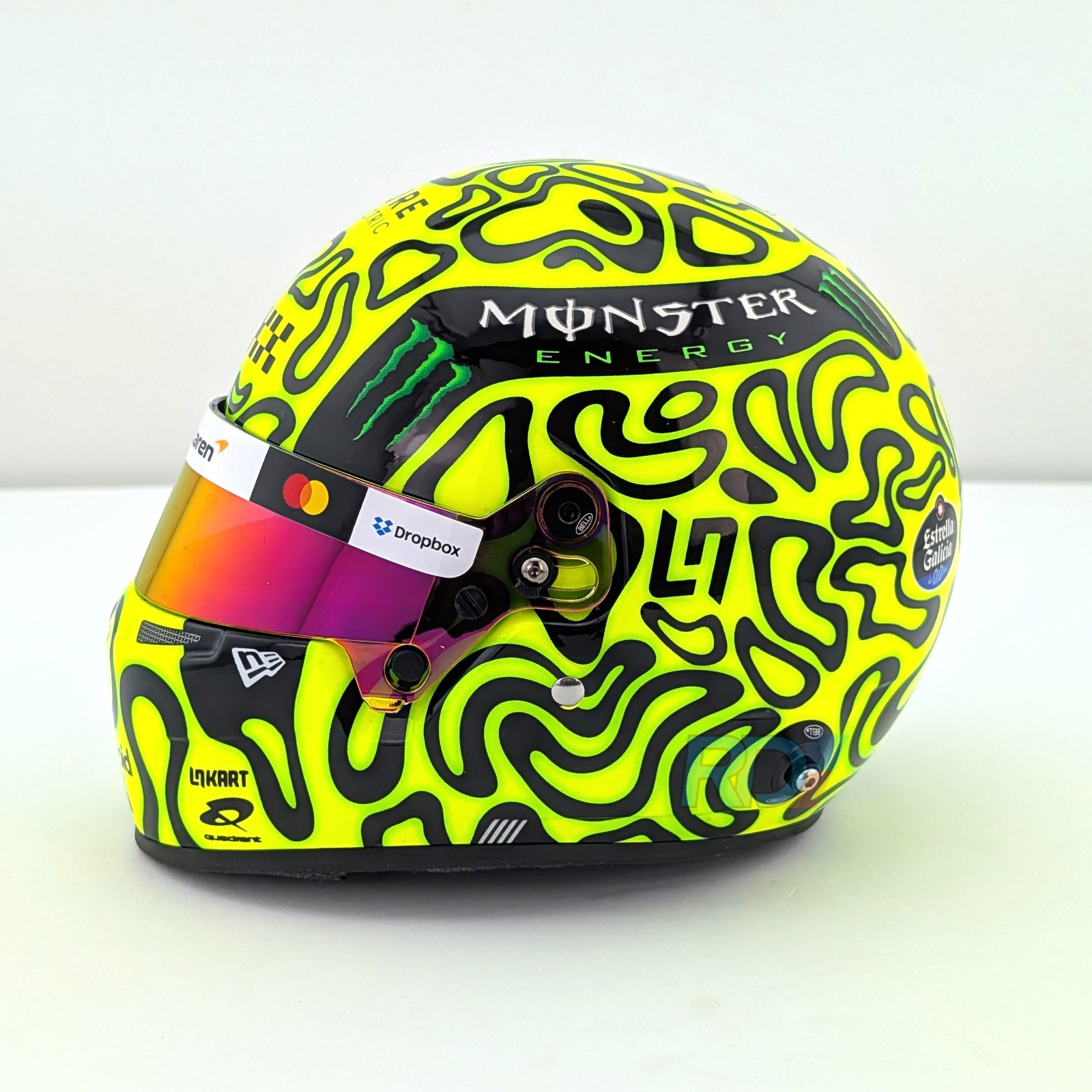 2025 Lando Norris McLaren Mini Helmet – 1:2 Scale Bell F1 Helmet – Model 4100416