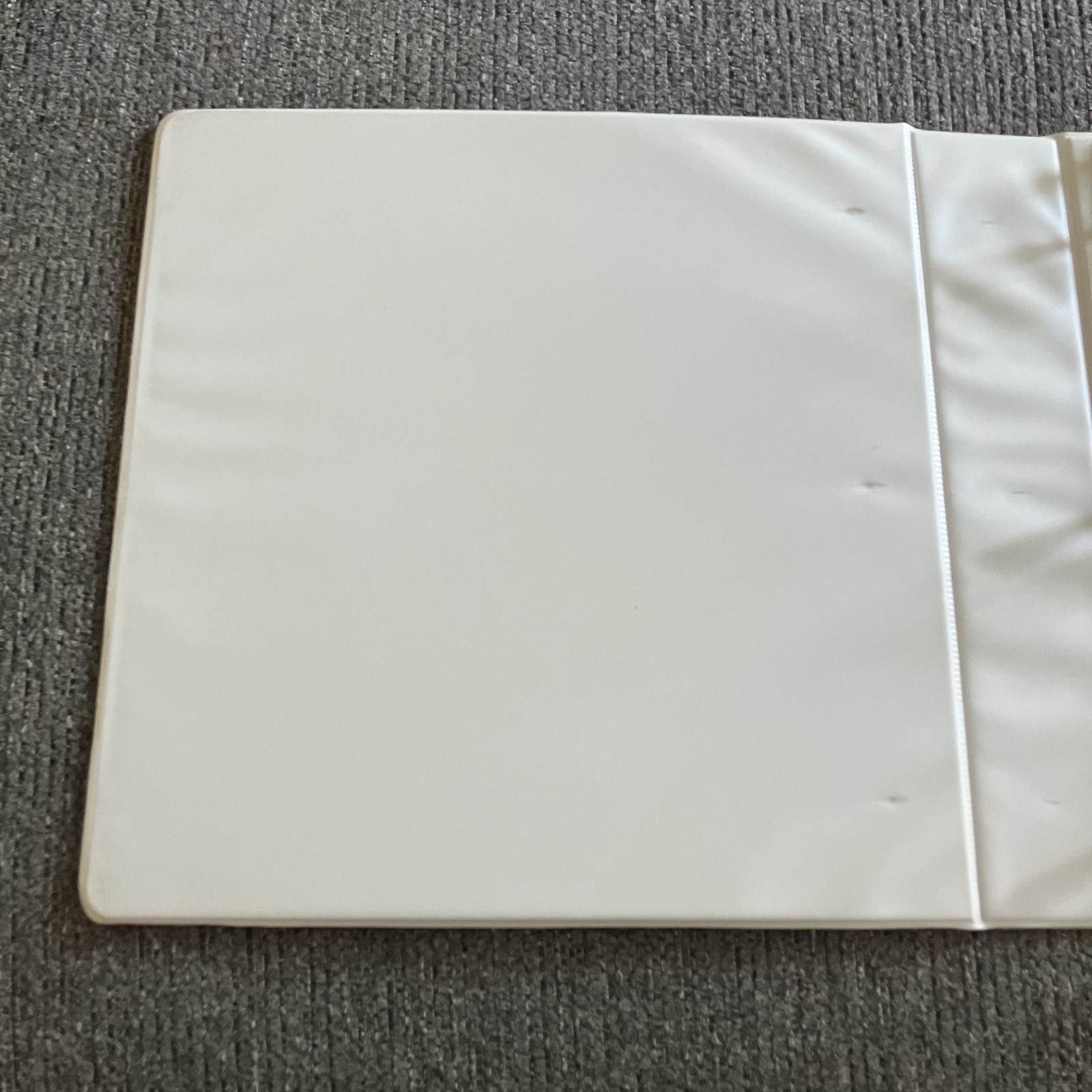 Vintage 1989 Megacards Baseball Card Album Binder 3-Ring Hardcover Red
