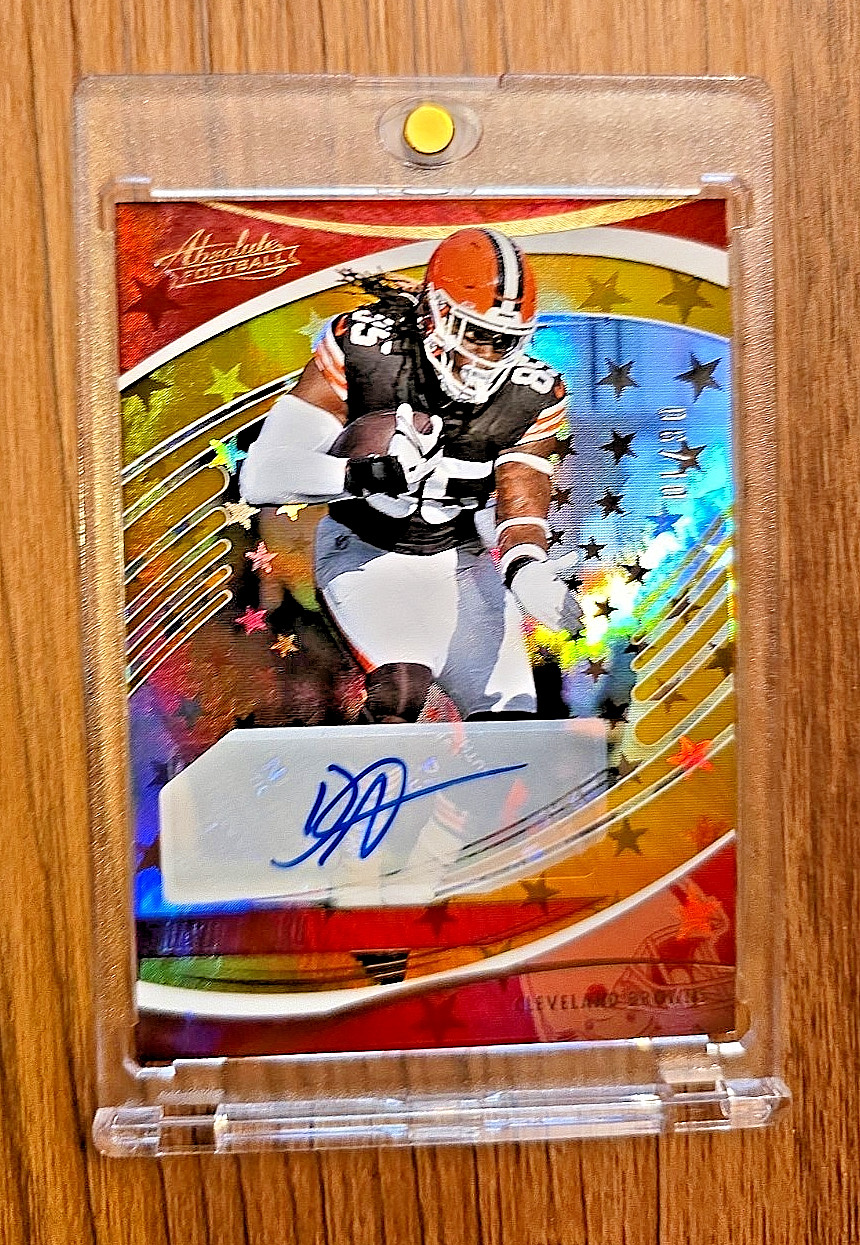 2025 Absolute David Njoku Auto Red Stars Cleveland Browns Autograph