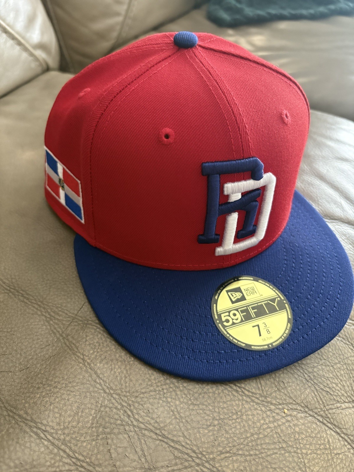 Dominican Republic Baseball hat size 7 3/8 (58.7cm)