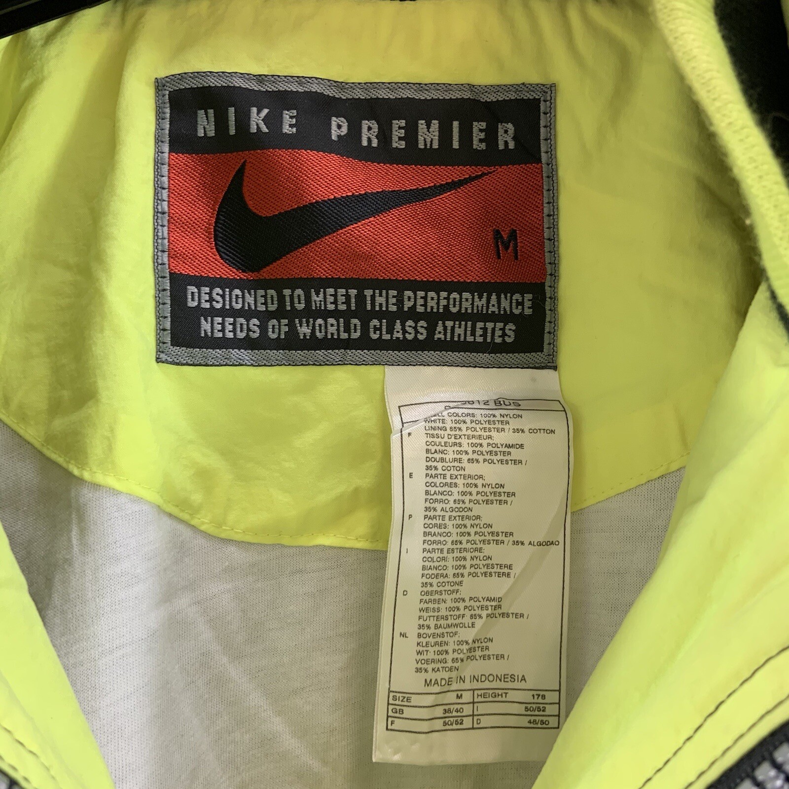 Borussia Dortmund Track Football Jacket 1995/96 Adults Medium Nike F777