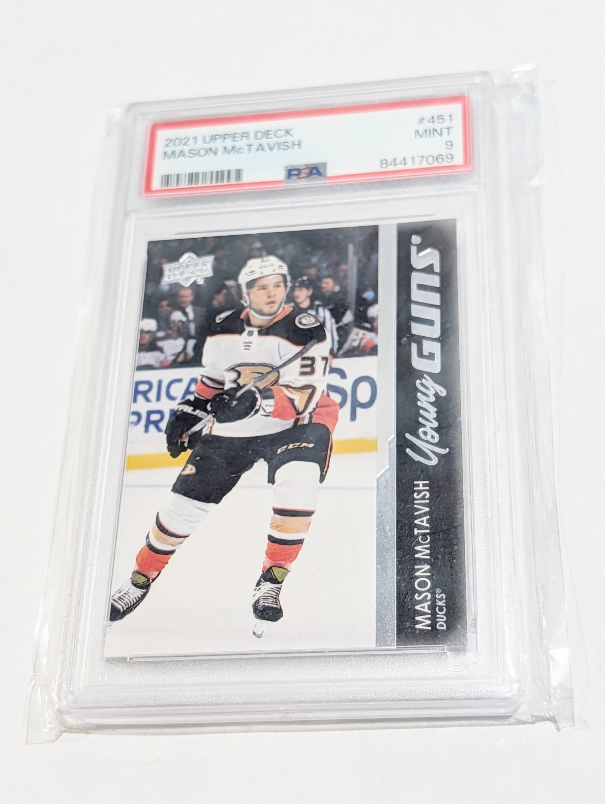 2021-2022 UPPER DECK #451 Mason McTavish Young Guns PSA 9