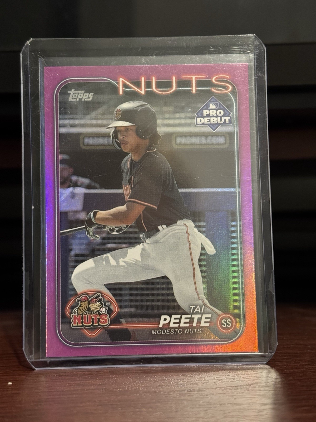 2024 Topps Pro Debut – Tai Peete #PD-107 Fuchsia Foil /199 (RC)