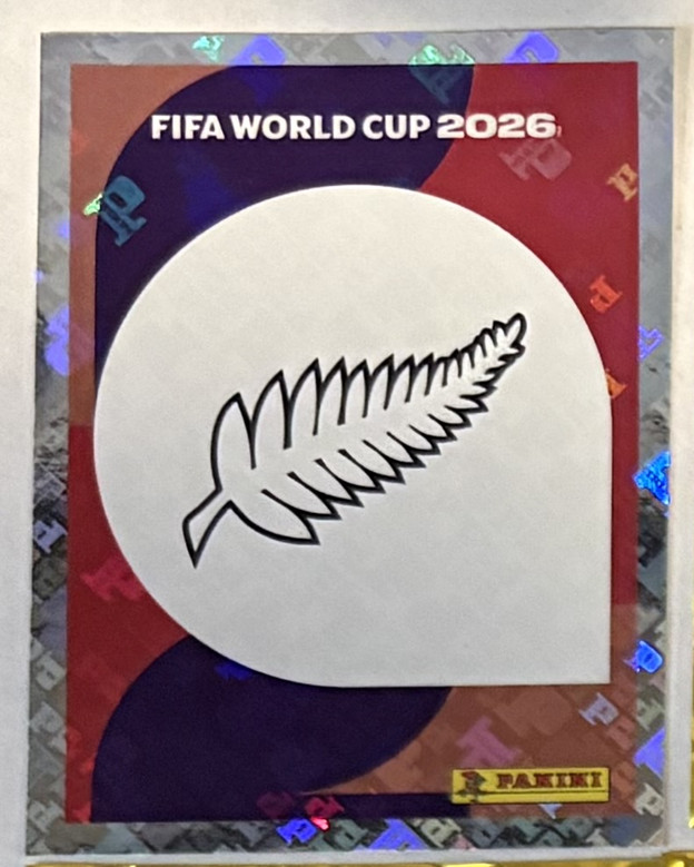 2026 Panini World Cup Sticker Rare Gold Crumple Foil New Zealand
