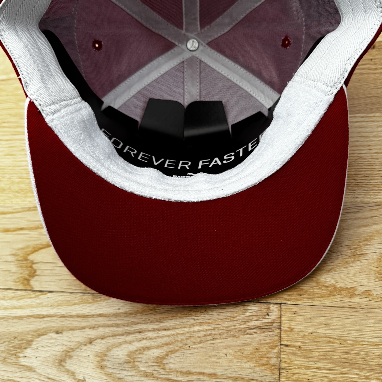 Ferrari F1 Santander Flat Fitted Brim Vettel Cap BNWT Authentic Genuine VTG