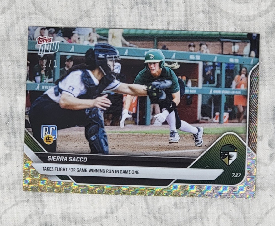 2025 Topps Now AUSL #29 Sierra Sacco Talons RC – 1/1 FoilFractor
