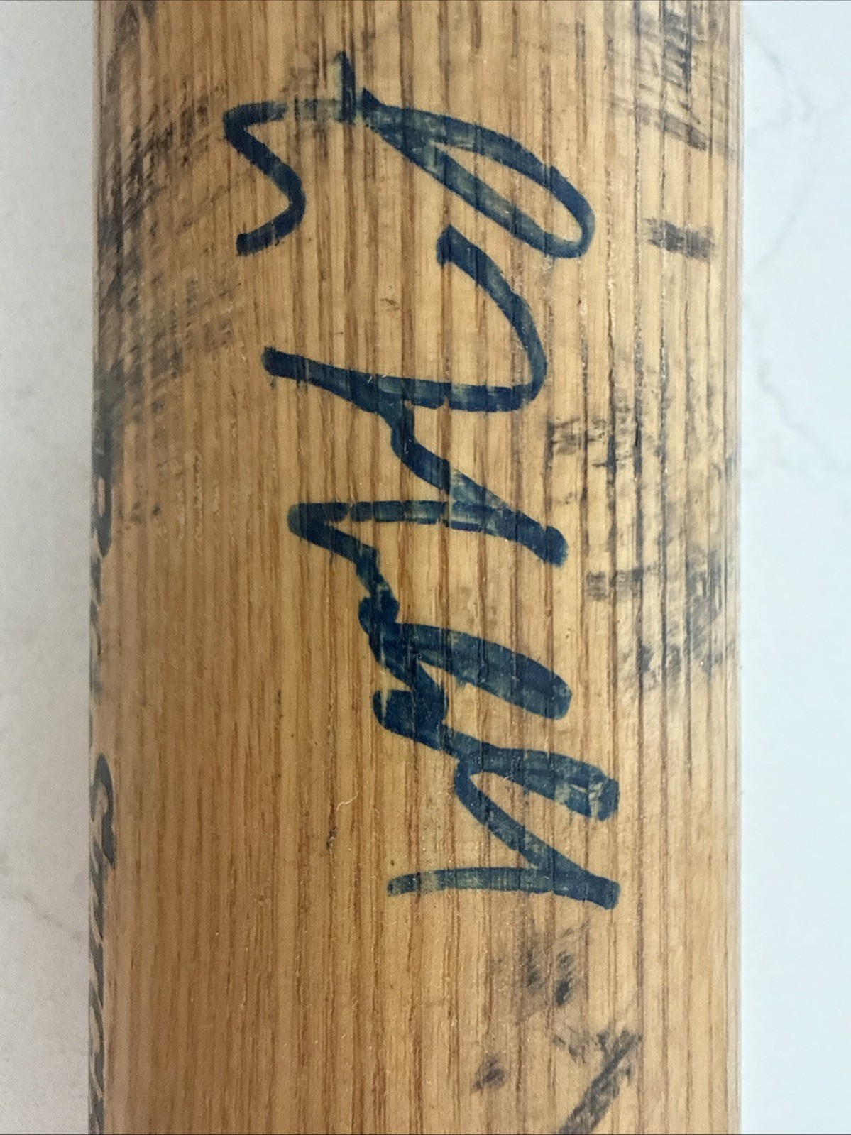 Greg Maddux Autographed Rawlings Big Stick Bat