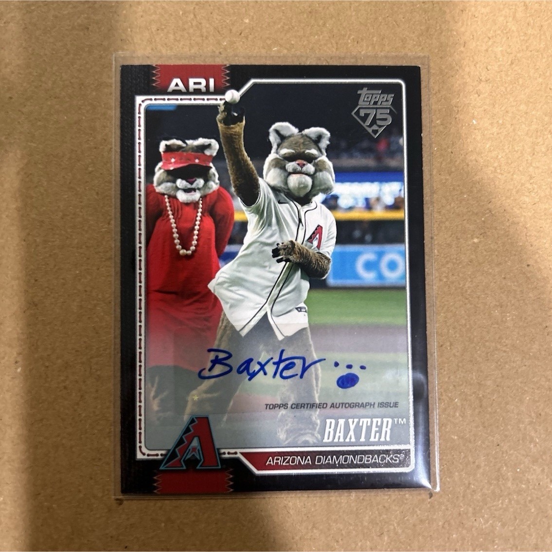 2026 Topps Series 1 Mascots Baxter Autograph #M-1 /10 Arizona Diamondbacks