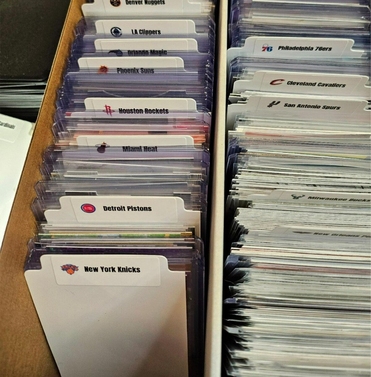 30 x Tall Sports Card Team Dividers with 30 NBA Teams Logos