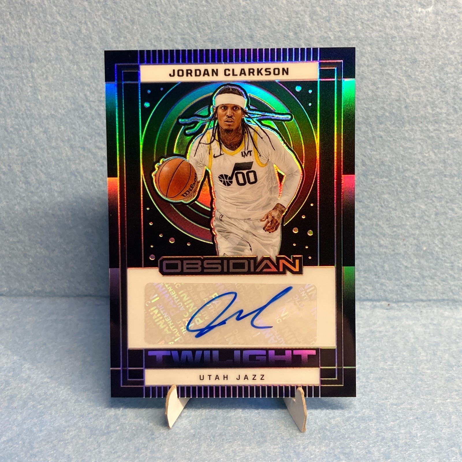 2024-25 Panini Obsidian Twilight Signature / Jordan Clarkson #TS-JCU 035/149