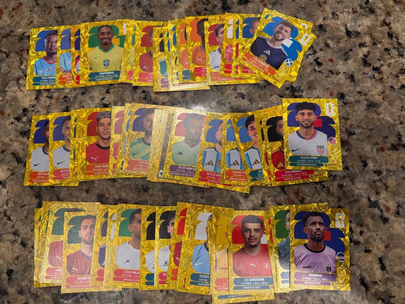 2026 PANINI WORLD CUP GOLD Crumple Stickers SINGLES – PICK & COMPLETE SET