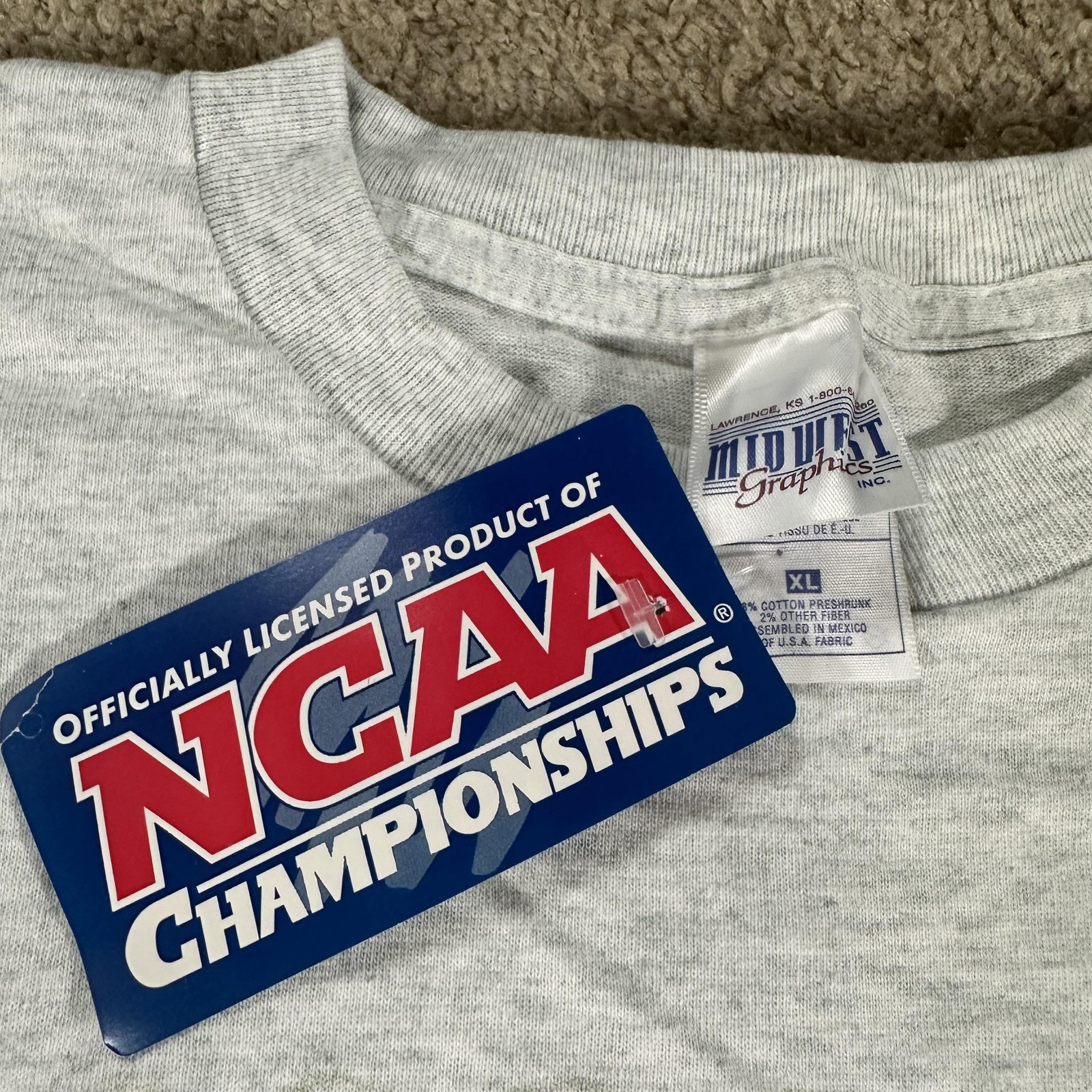 Vintage NCAA College World Series Shirt Mens XL Gray Baseball Midwest Graphics