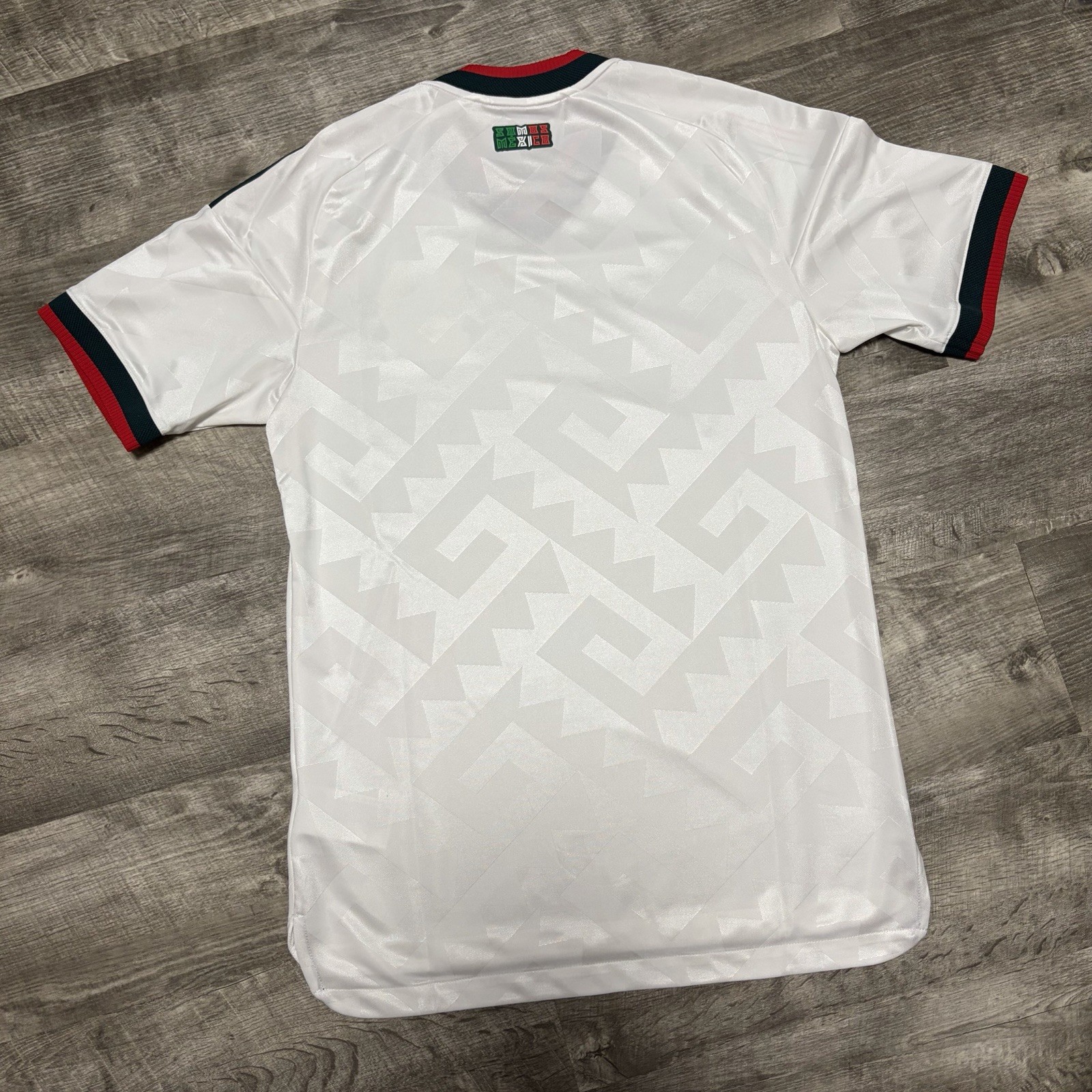 2026 Mexico Authentic Away Adidas World Cup Jersey Men’s Small JY5539 NWT