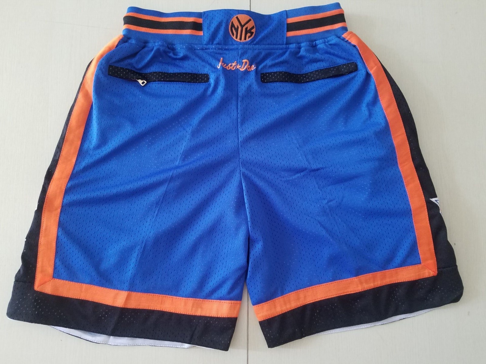 New York Knicks Swing Retro Men Blue Basketball Shorts