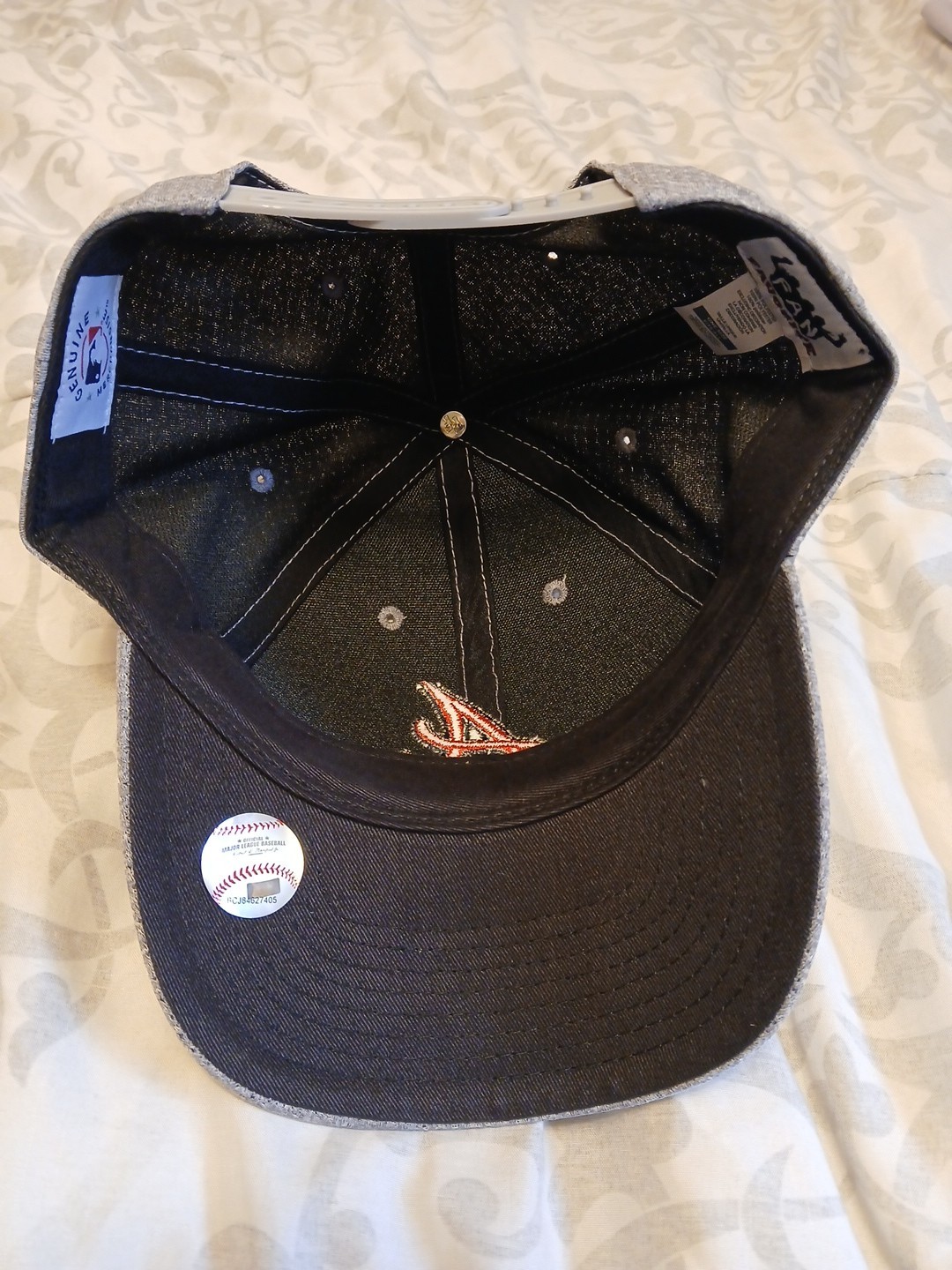 Atlanta Braves Fan Favorite One Size Fits All Adjustable Snapback Gray Hat New