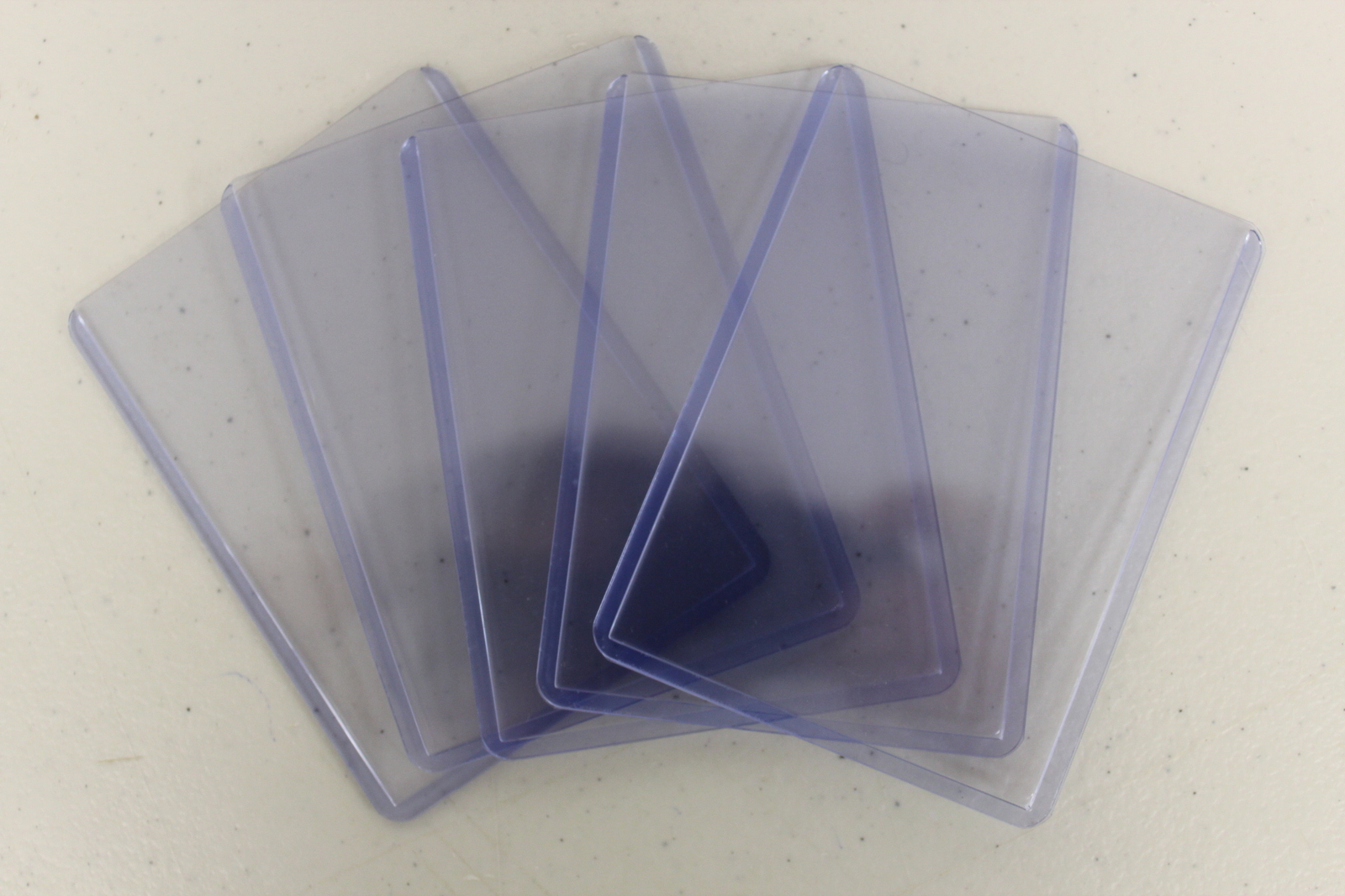(200) Humongous Hoard 3″ x 4″ Premium Eternal Connection 35Pt Top Loaders
