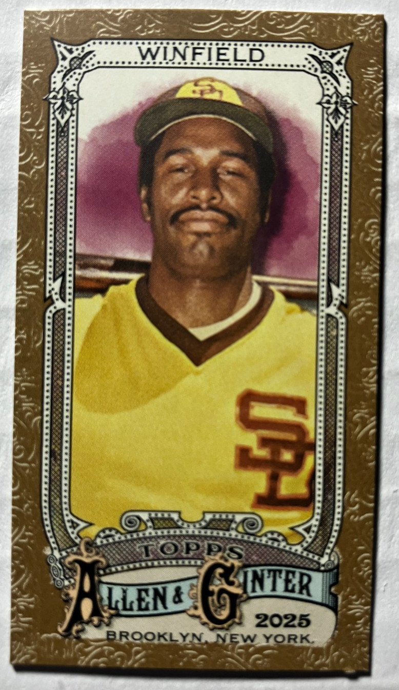 2025 Topps Allen and Ginter Mini Gold Border #151 Dave Winfield Padres