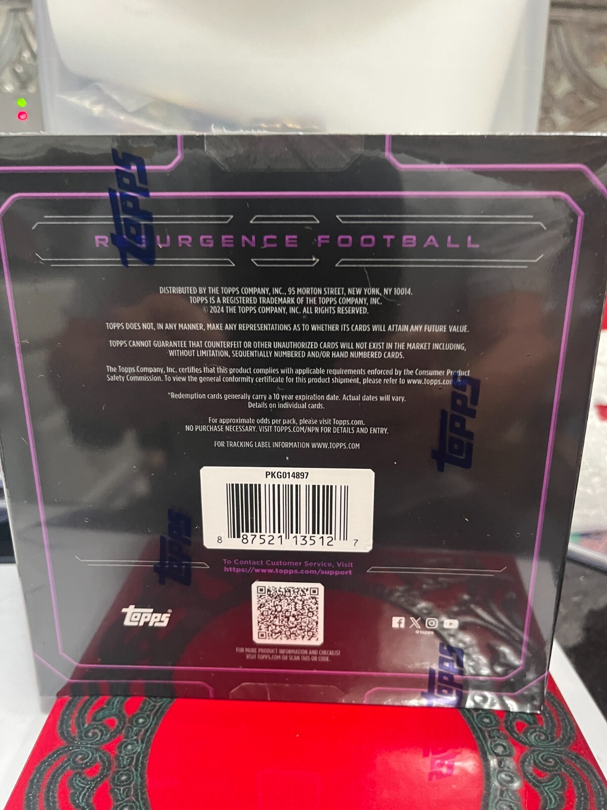 2024 TOPPS RESURGENCE MEGA BOX (48 Cards) Football Brand NIB 4 Parallels in hand