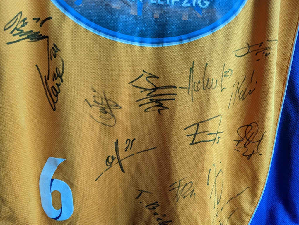 Mitteldeutscher Basketball Club Signed Shirt MBC Event Games Leipzig