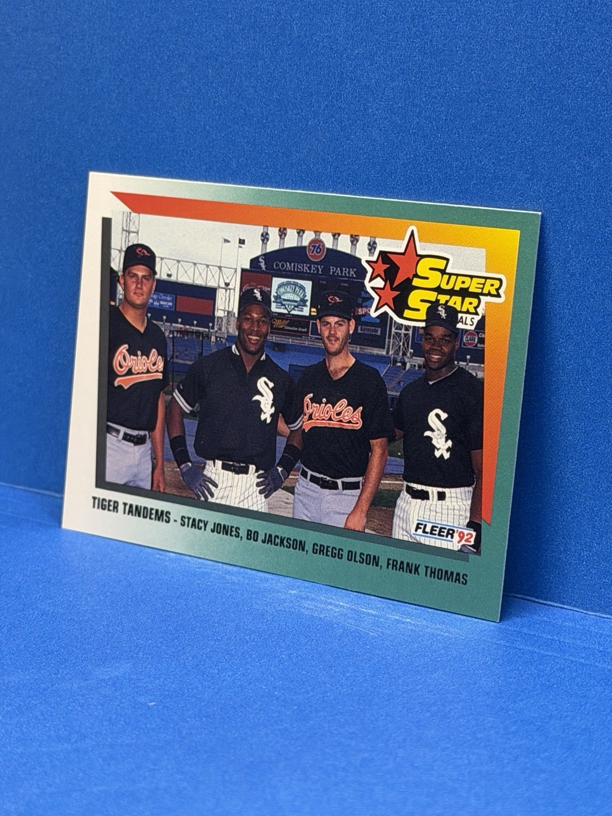 1992 Fleer – Super Star Specials Frank Thomas, Bo Jackson, Gregg Olson #701 (RC)