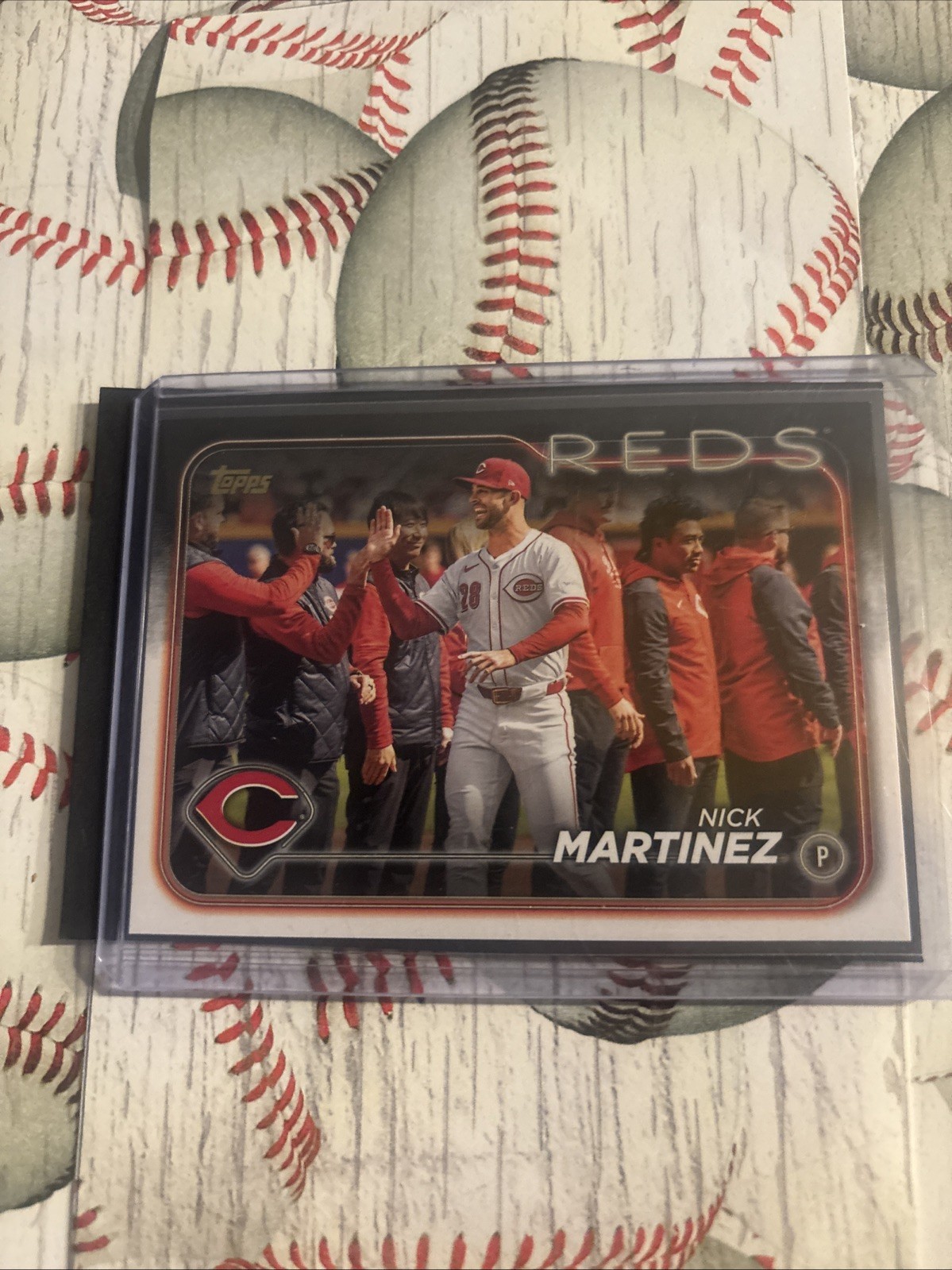 2024 Topps Update Series – Image Variation Nick Martinez #US255 Golden Mirror