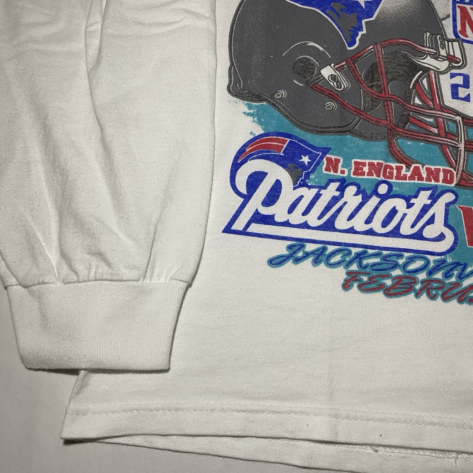 Vtg NFL Super Bowl XXXIX 39 T Shirt LG New England Patriots Philadelphia Eagles