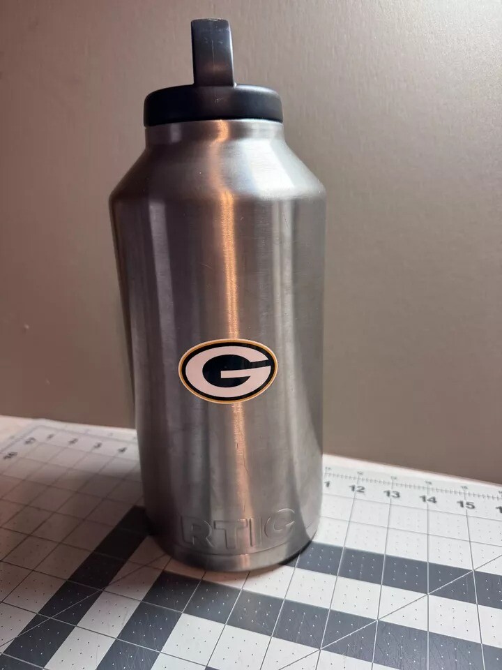 Green Bay Packers Vinyl Decal helmet window laptop to 14″ FREE TRACKING