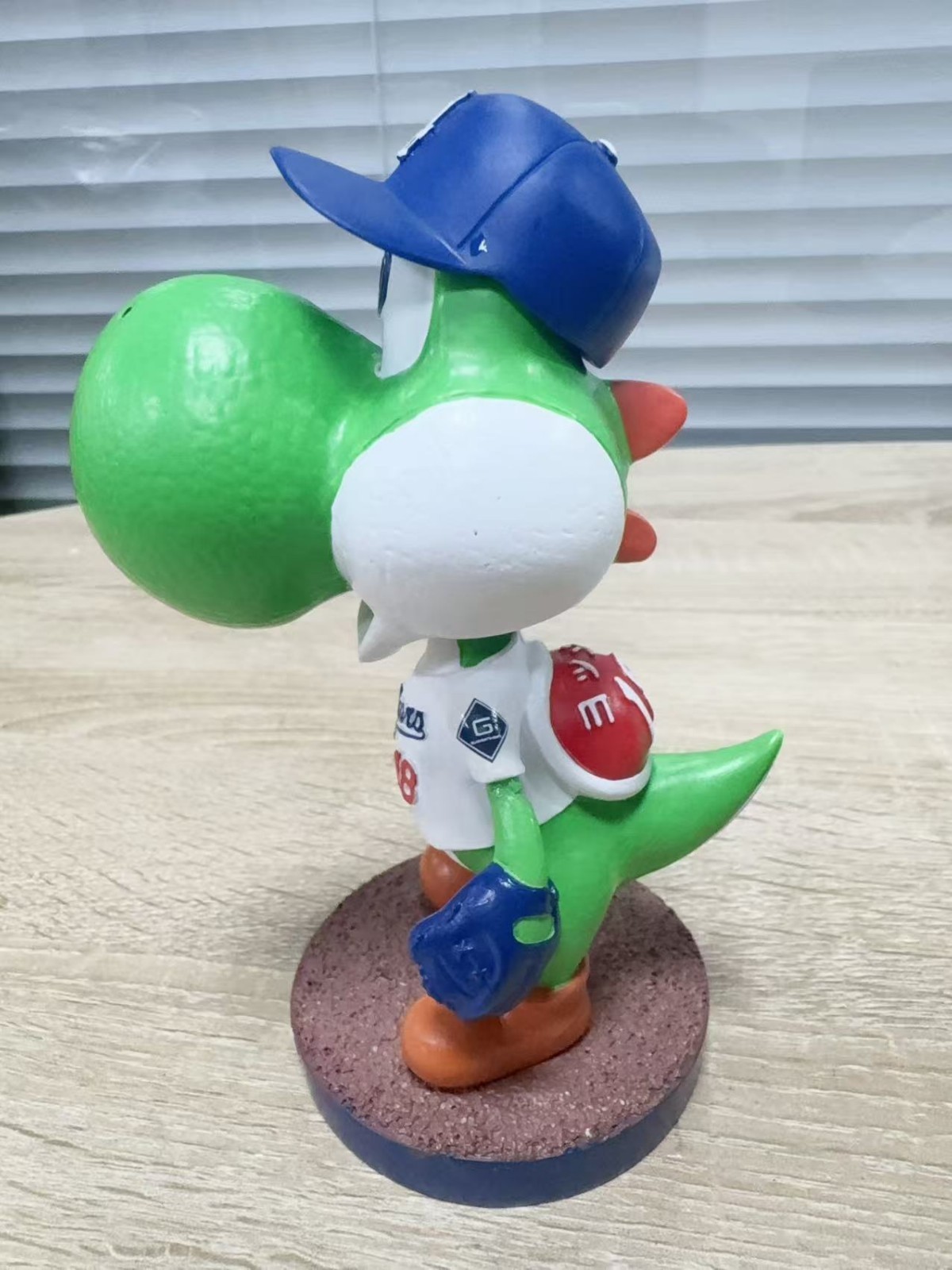 Yoshi Los Angeles Dodgers Bobblehead #18 Baseball Gifts 3/31/26