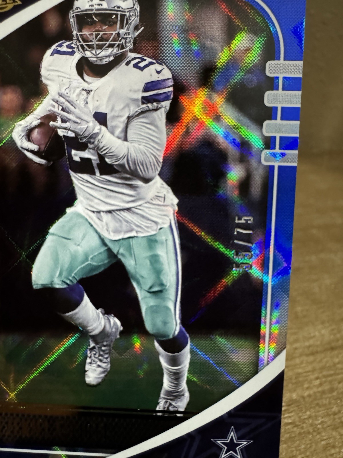 2020 Panini Absolute Spectrum Blue /75 Ezekiel Elliott #51