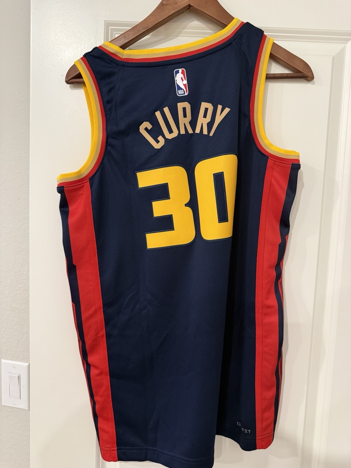 Nike Golden State Warriors Stephen Curry Men’s 24-25 City Swingman Jersey S 40