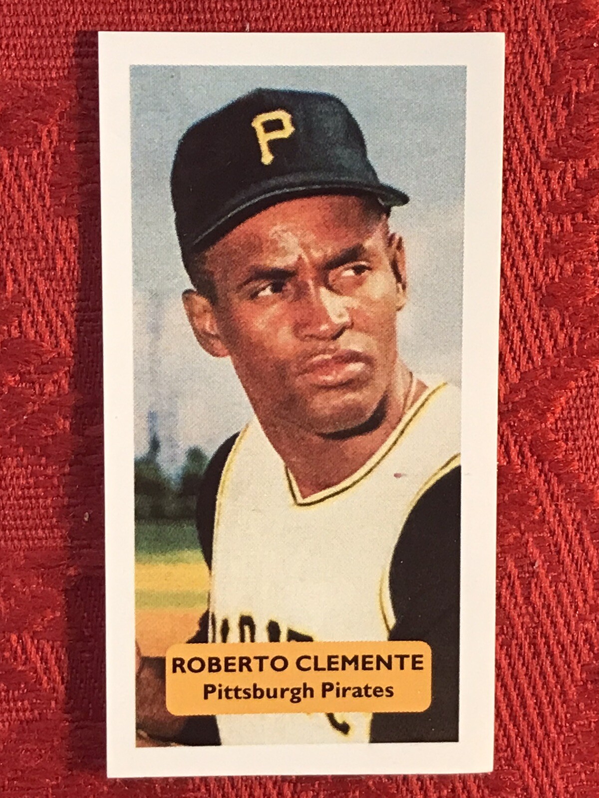 ROBERTO CLEMENTE BASEBALL CARD-PITTSBURGH-RARE UK ISSUE-VERY SCARCE CARD-NM+MINT
