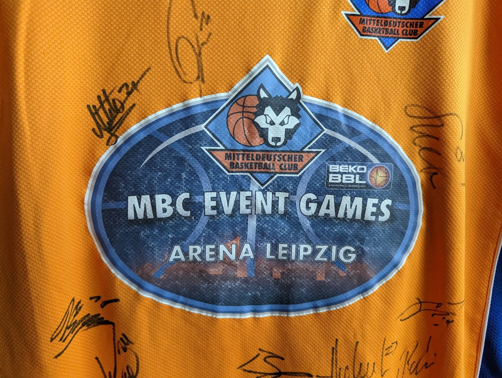 Mitteldeutscher Basketball Club Signed Shirt MBC Event Games Leipzig