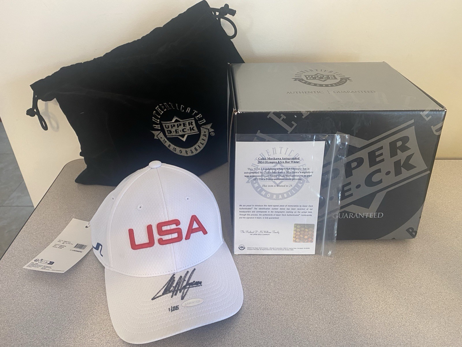 Collin Morikawa UDA Upper Deck Signed Autographed Auto White Hat USA 1/25 Box