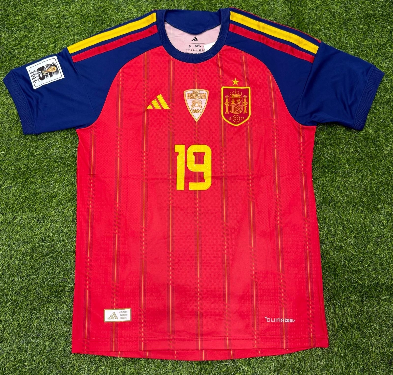 adidas Spain Lamine Yamal #19 World Cup Soccer Jersey S Red Blue Yellow