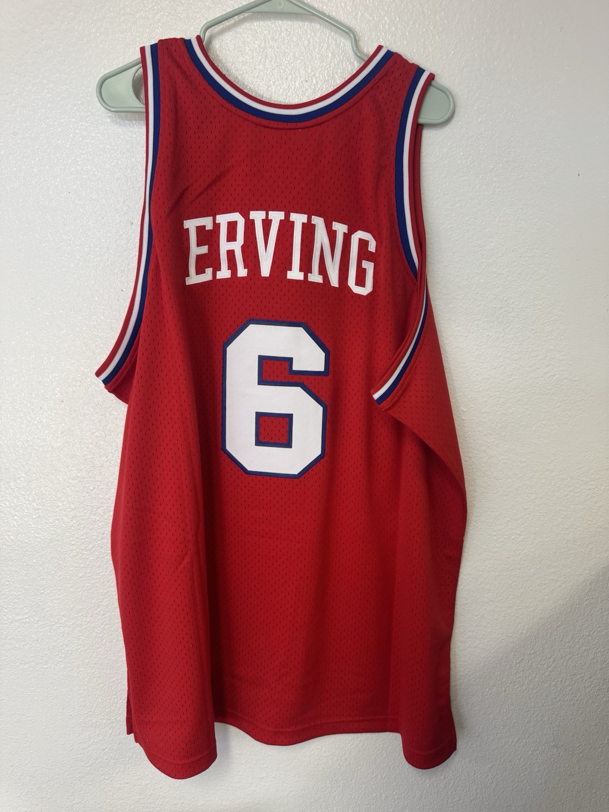 Mitchell & Ness Julius Erving 1982-83 Philadelphia 76ers Swingman Jersey 3XL