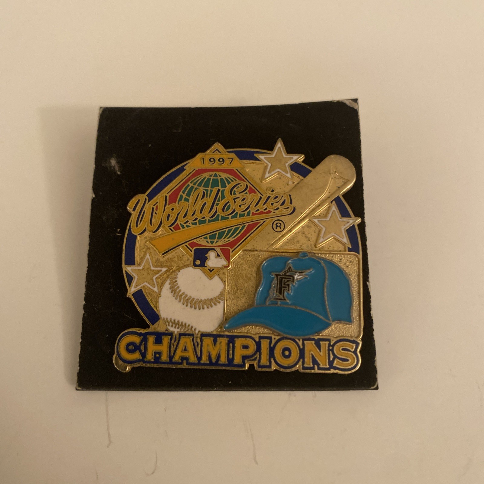 Vintage 1997 World Series Champions Florida Marlins Souvenir Pins