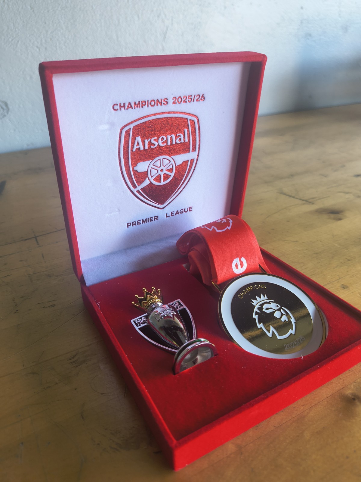 Arsenal Premier League Champion 25/26 Box Set Mini Trophy & Medal SHIPS SAME DAY
