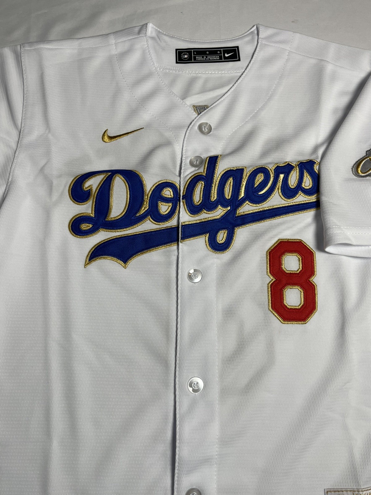 Los Angeles Dodgers Enrique ‘Kike’ Hernandez #8 Woman’s Gold Collection Jersey